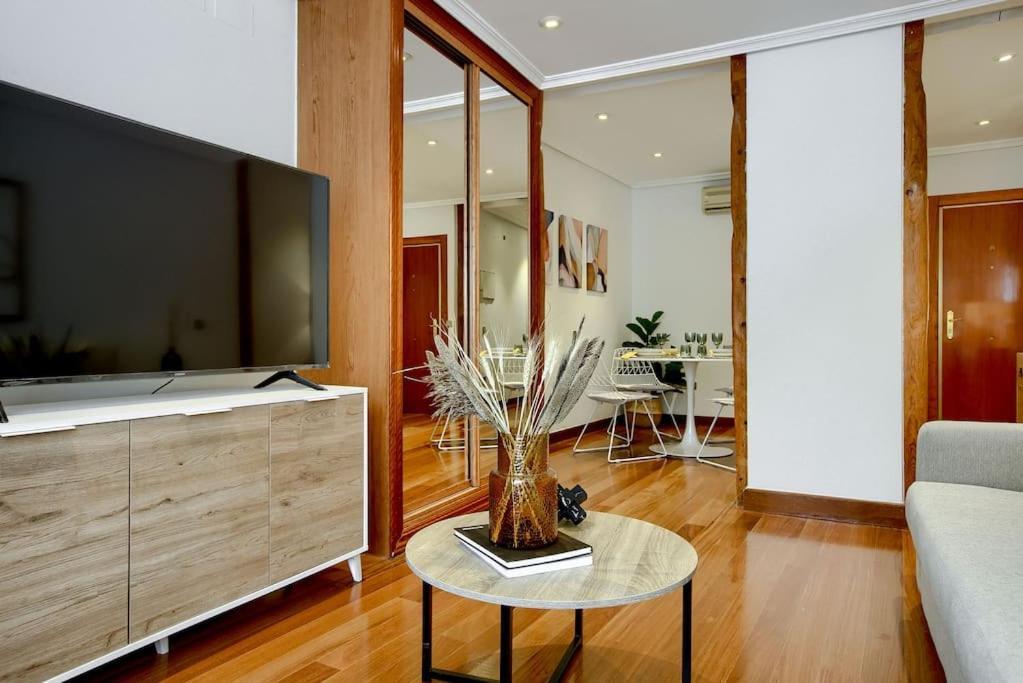 Apartment Authentic In Madrid-comenda-1-de
